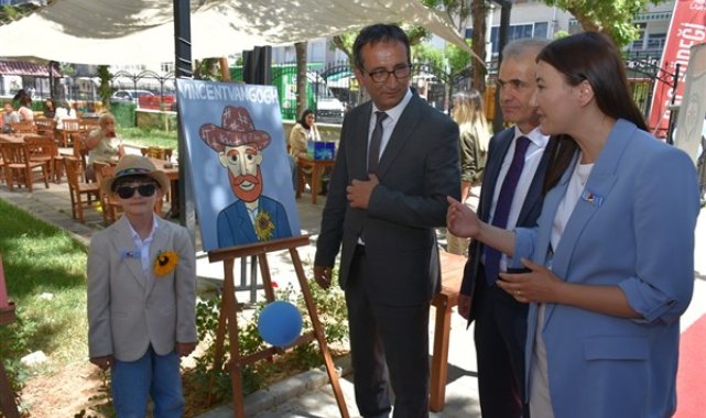 "Çocuğun Düşü" sergisi sanatseverlerle buluştu