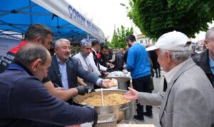 Çorum’da Hıdırellez dolayısıyla vatandaşa hedik dağıtıldı – Yaşam