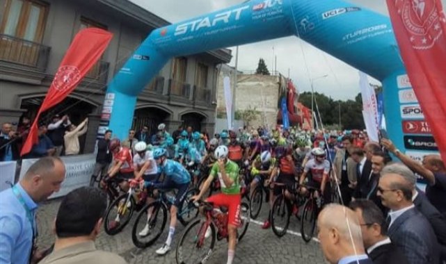 Cumhurbaşkanlığı Bisiklet Turu’nda pedallar Meryemana’ya çevrildi