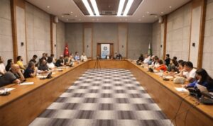 Diyarbakır’da gençlik söyleşileri başladı – Yaşam