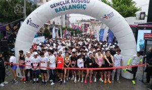 Esenler'de “Gençlik Koşusu” düzenlendi