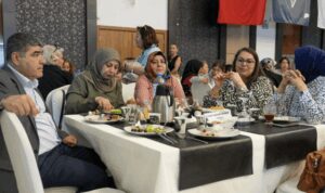 Etimesgut’ta şehit ve gazi aileleri kahvaltıda bir araya geldi – Yaşam