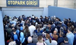 “Garaj Günleri” isimli indirim günlerine vatandaşlar ilgi gösterdi – Yaşam