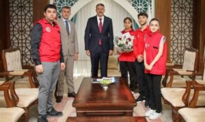 Hakkari Valisi Çelik, sporcuları ağırladı