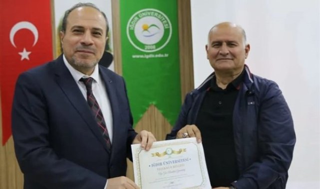 Iğdır Üniversitesi’nde “Kitap ve Kadın” söyleşisi düzenlendi – Gündem
