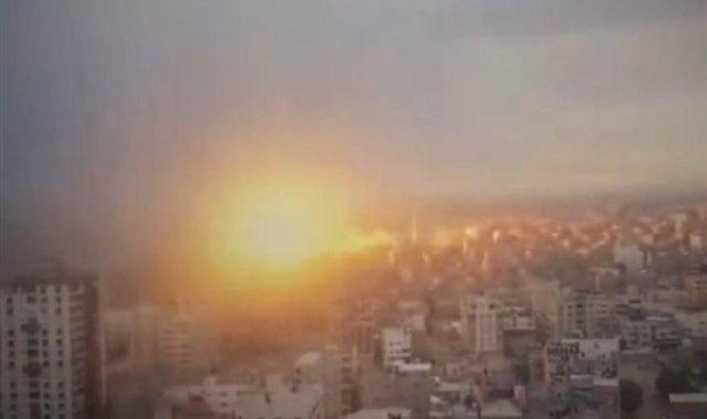 İsrail’in Gazze’deki hava saldırıları, gece boyunca en az 40 kişiyi öldürdü – Dünya