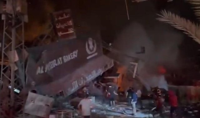 İsrail’in Gazze’deki restoran ve pazara düzenlediği saldırılarda 20 kişi öldü – Dünya