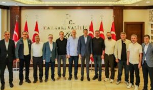 İstanbul Üniversitesi Hukuk Fakültesi mezunları Hakkari’de buluştu – Gündem