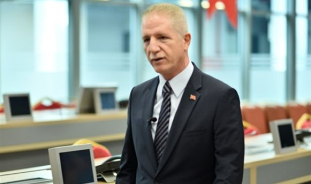 İstanbul Valisi Gül, Tapu ve Kadastro Bölge Müdürü Yıldırım'ı kabul etti