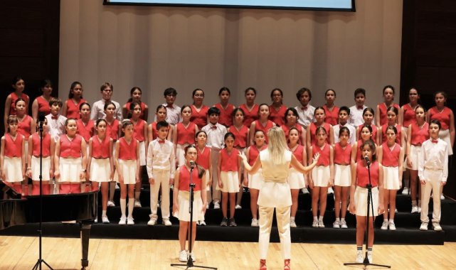 İzmir’de Uluslararası Çok Sesli Korolar Festivali başladı – Kültür-Sanat