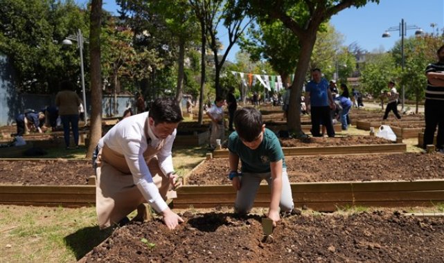 Kadıköy Bostanları’nda yaz dönemi başladı – Yaşam