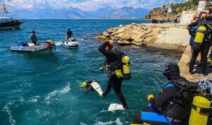 Kaleiçi Yat Limanı’nda deniz dip temizliği yapıldı – Yaşam