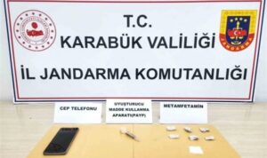 Karabük’te 3 operasyonda 3 kişi gözaltına alındı – Gündem