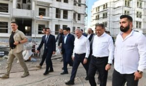Karaloğlu ve Pehlivan Şanlıurfa’da deprem konutlarını inceledi – Yaşam