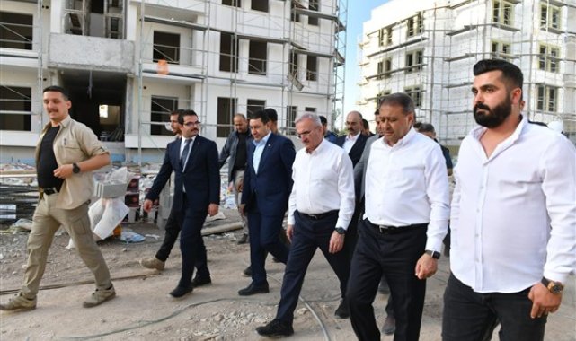 Karaloğlu ve Pehlivan Şanlıurfa’da deprem konutlarını inceledi – Yaşam