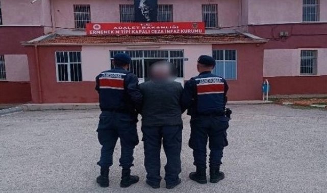 Karaman’da çeşitli suçlarından aranan 30 şahıs yakalandı – Gündem