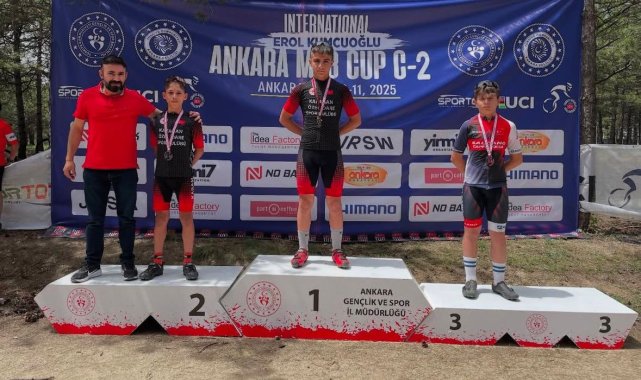 Karamanlı pedalcılardan Ankara’da çifte zafer – Spor