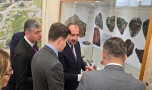 Kars’ta “Ani’nin Hikayesi” sergisi ziyaretçileriyle buluştu