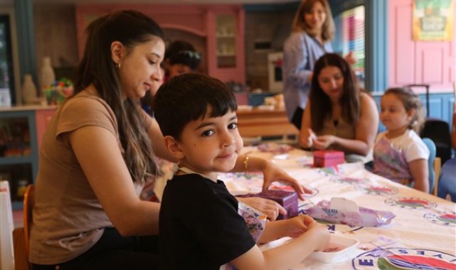 Kepez Belediyesi’nden “Anneye Sevgi Kutusu” atölyesi – Yaşam