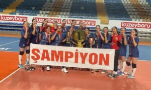 Kepez’e şampiyonluk kupaları peş peşe geldi – Spor
