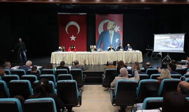 Konak Belediyesi Meclisi’nin mayıs ayı birinci birleşimi gerçekleştirildi – Yaşam