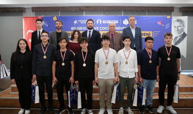 Küçükçekmece’de Bilişim ve Teknoloji Ödül Töreni düzenlendi – Bilim ve Teknoloji