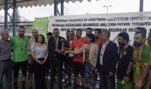 Kurumlar Arası Halı Saha Turnuvası’nda şampiyon Amedspor oldu – Spor