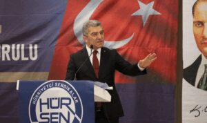 Kuruoğlu: Bu topakların sınırları kanla çizildi – Gündem