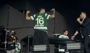 Mahmut Orhan, Bursaspor için sahnede – Yaşam