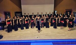 Manisa Büyükşehir Belediyesi Konservatuvarı Çok Sesli Gençlik Korosu ödüle layık görüldü – Kültür-Sanat