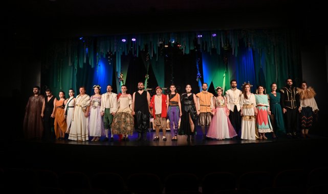 Manisa Şehir Tiyatrosu’na “En Başarılı Anadolu Tiyatrosu Özel Ödülü” – Kültür-Sanat