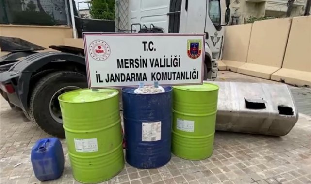 Mersin’de 28 kilogram kokain ve 680 litre sıvı metamfetamin ele geçirildi – Gündem