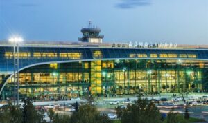 Moskova Domodedovo havalimanı bir buçuk saat trafiğe kapatıldı – Dünya