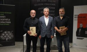 Ödüllü yazar Yavuz Ekinci Nilüfer’de okurlarıyla buluştu – Kültür-Sanat