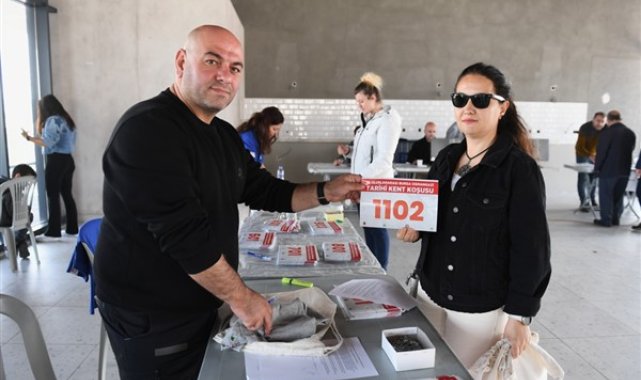 Osmangazi’de tarihi koşuya katılacak sporseverler numaralarını aldı – Spor