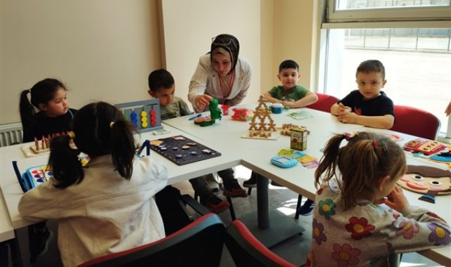 Sandıklı’da “Duyularla Keşfet: Oyunla Öğrenme Atölyesi” gerçekleştirildi – Yaşam