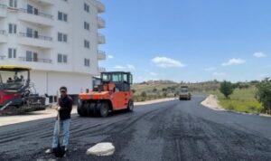 Şehit Öğretmen Sıtkı Abdioğlu Caddesi’nde asfalt çalışması başladı – Yaşam