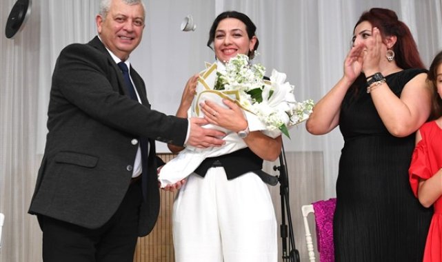 Tiyatro eğitimini tamamlayan kadınlar seyirciyle buluştu – Kültür-Sanat