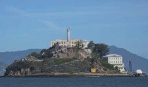 Trump kötü şöhretli Alcatraz hapishanesini yeniden açacak – Dünya