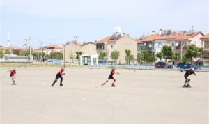 Türkiye Tekerlekli Paten Eleme Yarışmaları Karaman’da başladı – Spor