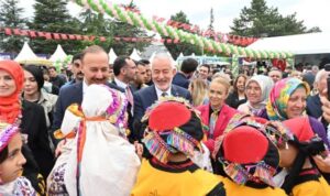 Uluslararası Isparta Gül Festival Alanı açıldı – Yaşam