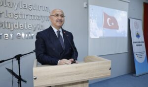 Vali Köşger, 2025 Aile Yılı ve Anneler Günü” konulu programa katıldı – Yaşam