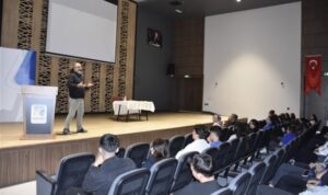 Yazar Sinan Yağmur, Karacabey’de öğrencilerle buluştu – Kültür-Sanat