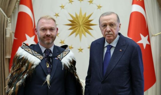 Yeni Zelanda Büyükelçisi Lewis, Cumhurbaşkanı Erdoğan’a güven mektubunu sundu