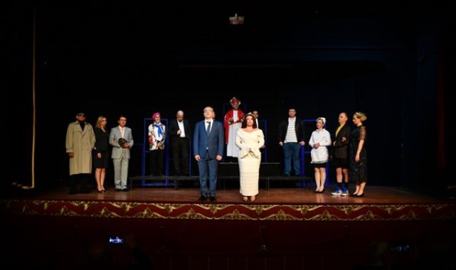“Yunanlı Bir Kız Aranıyor” oyunu Mamak’ta sahnelendi – Kültür-Sanat